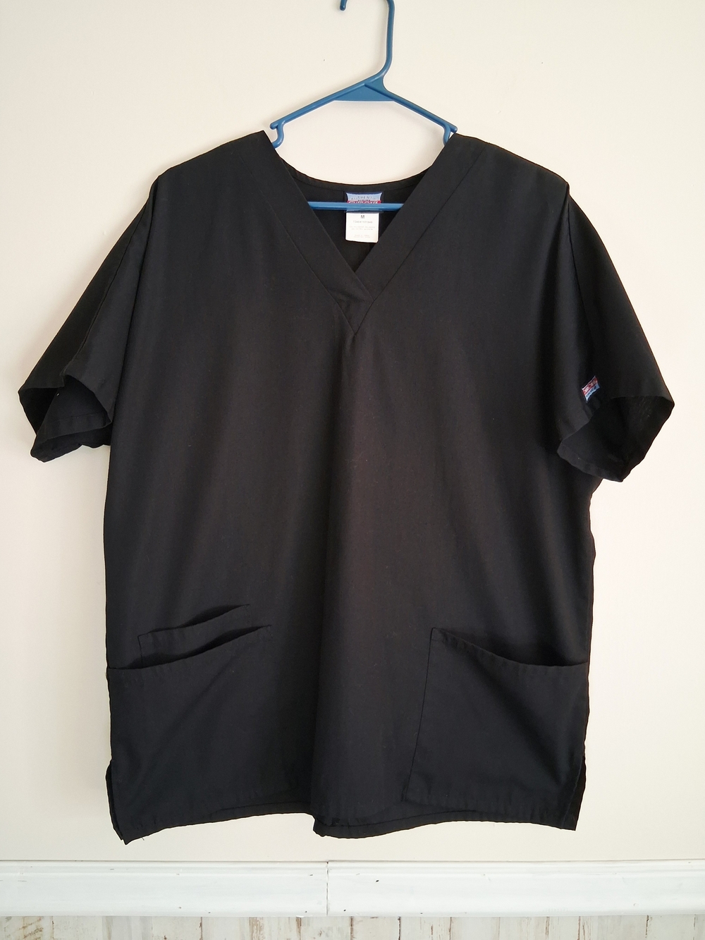 Cherokee Workwear Originals Women's V-Neck Scrub Top Black Medium Style 4700